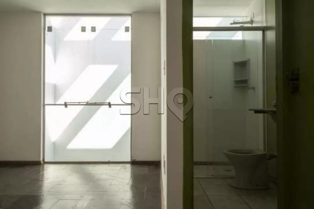 Casa Comercial à venda com 4 quartos, 200m² - Foto 4