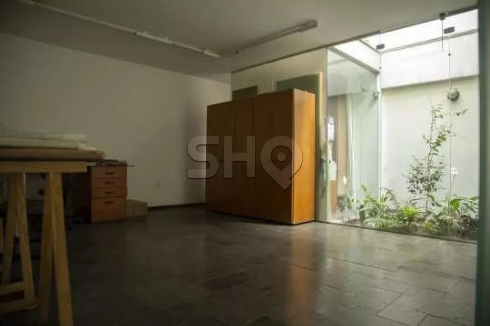 Casa Comercial à venda com 4 quartos, 200m² - Foto 11