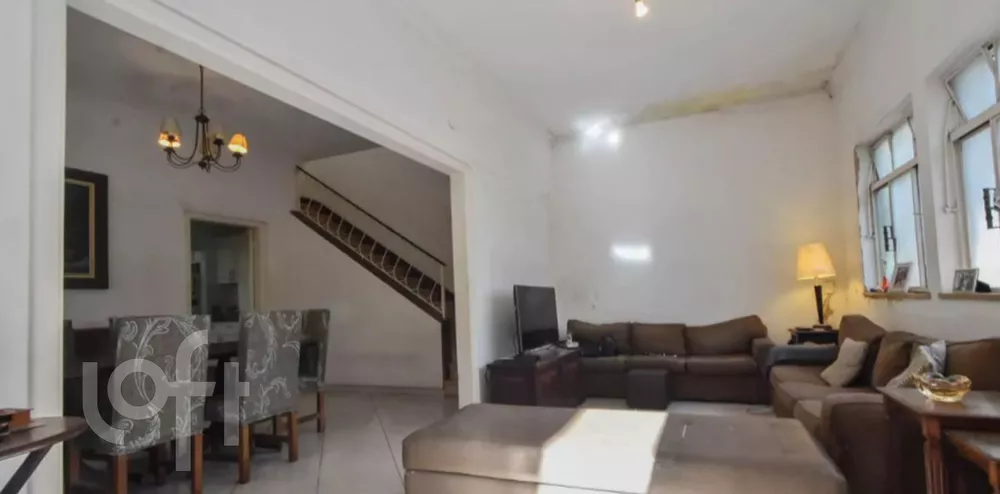 Casa à venda com 3 quartos, 200m² - Foto 2