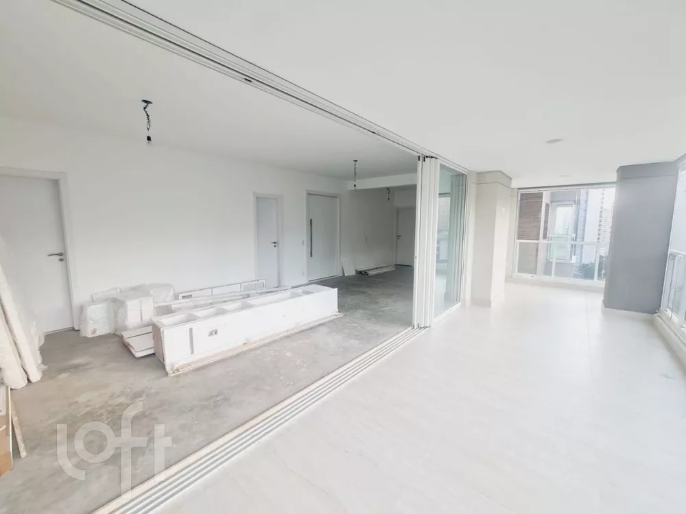 Apartamento à venda com 4 quartos, 197m² - Foto 3