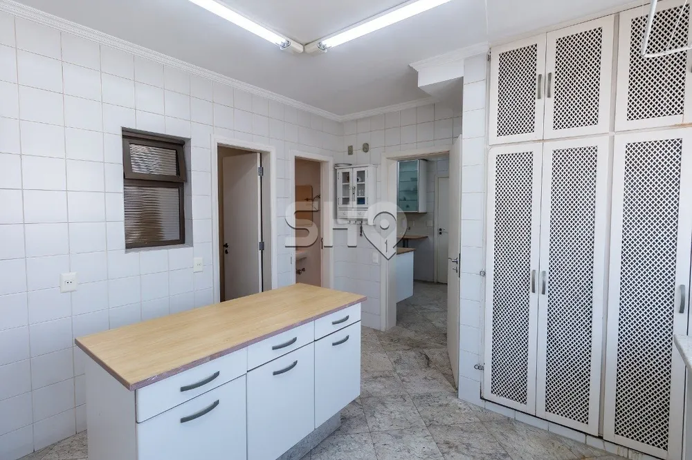 Apartamento, 3 quartos, 240 m² - Foto 3