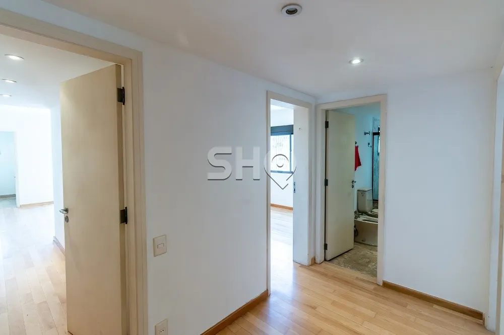 Apartamento, 3 quartos, 240 m² - Foto 3