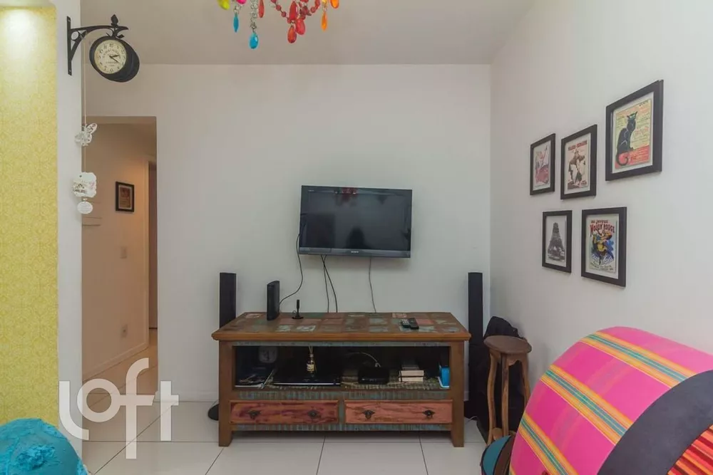 Apartamento à venda com 2 quartos, 61m² - Foto 3