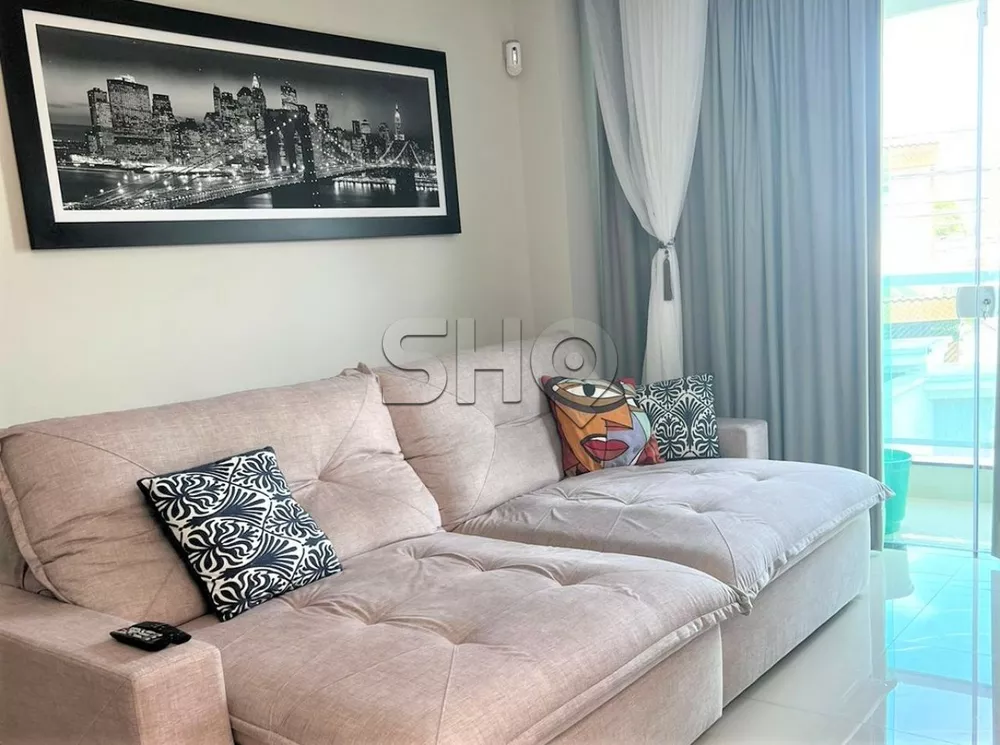 Sobrado à venda com 3 quartos, 120m² - Foto 1