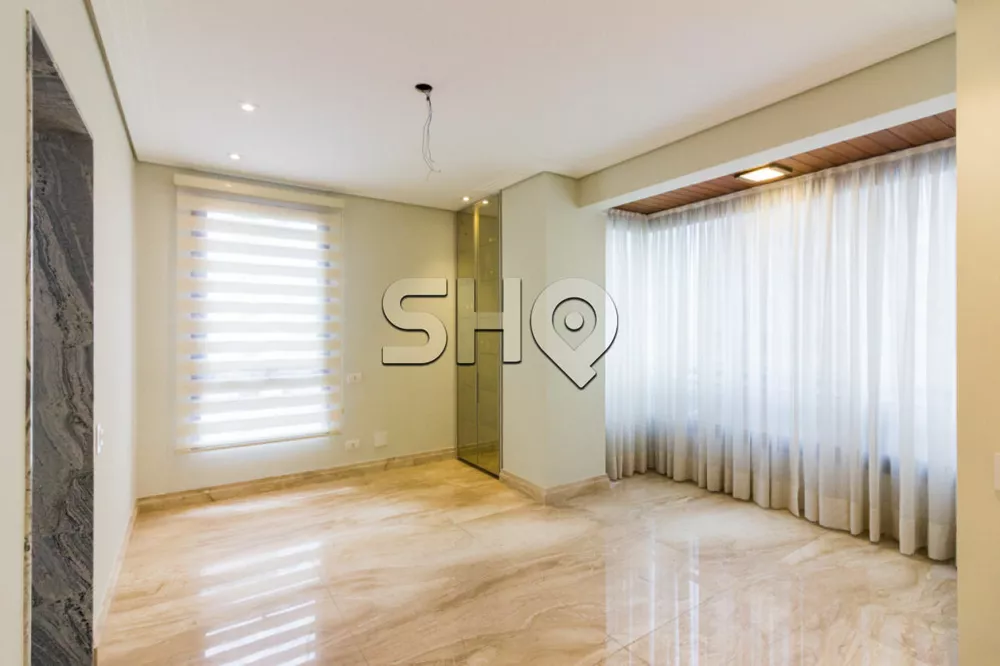 Apartamento para alugar com 4 quartos, 228m² - Foto 9