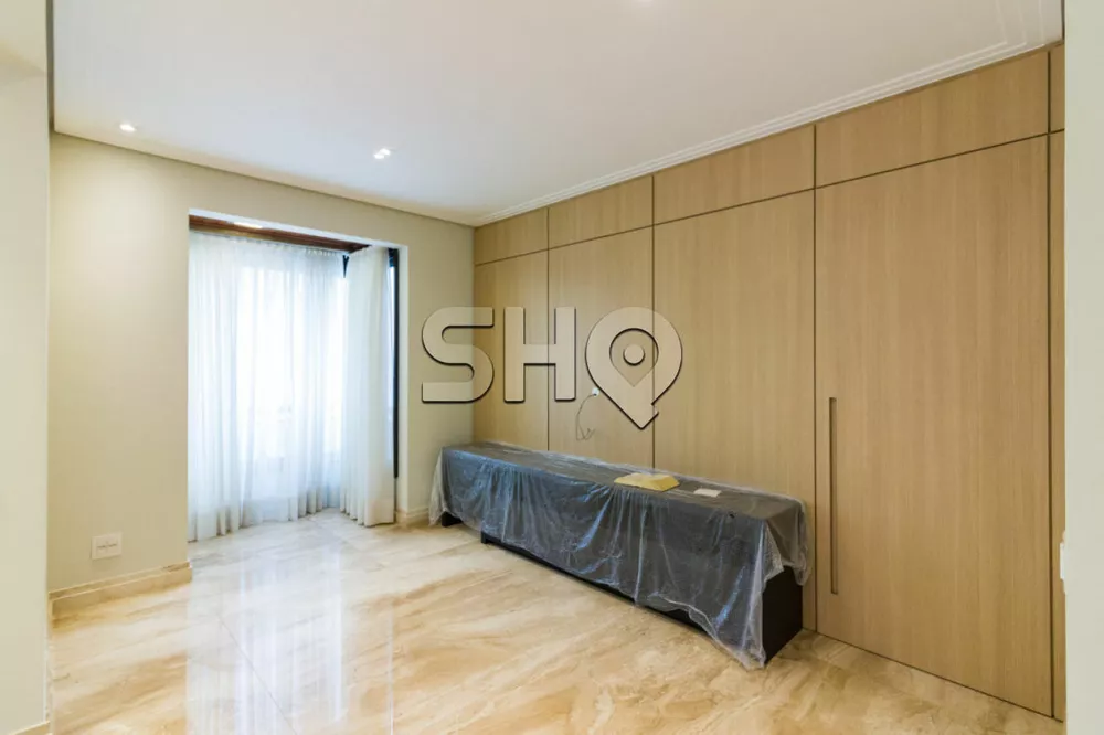 Apartamento para alugar com 4 quartos, 228m² - Foto 7