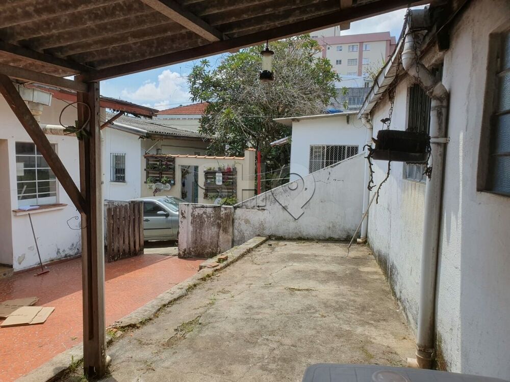Casa à venda com 3 quartos, 600m² - Foto 9