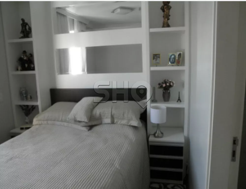 Apartamento à venda com 3 quartos, 134m² - Foto 2