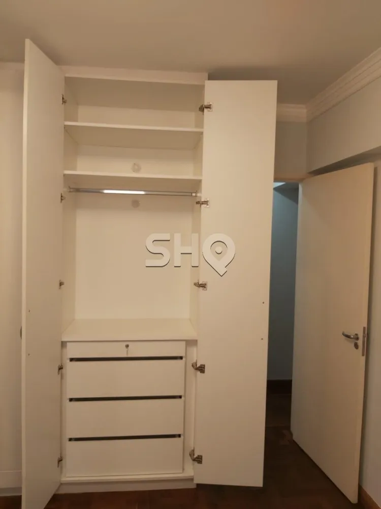 Apartamento, 3 quartos, 130 m² - Foto 2