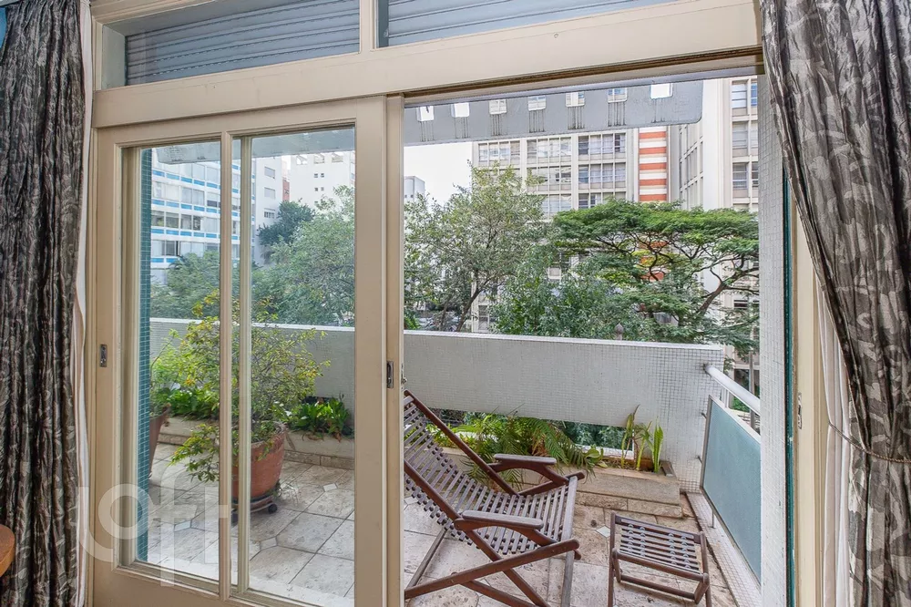 Apartamento à venda com 4 quartos, 500m² - Foto 4