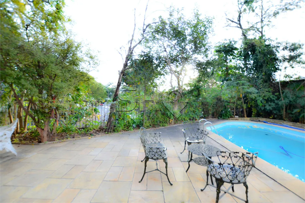 Casa, 5 quartos, 870 m² - Foto 1