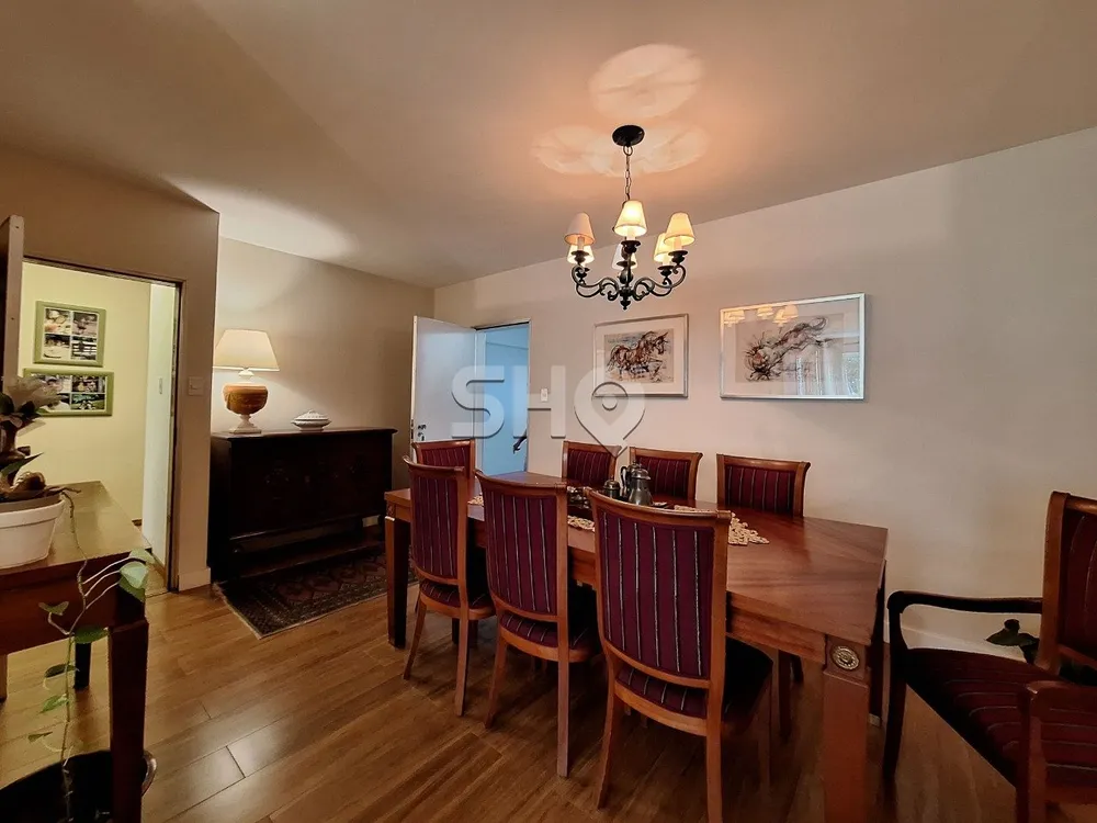 Apartamento, 3 quartos, 141 m² - Foto 1