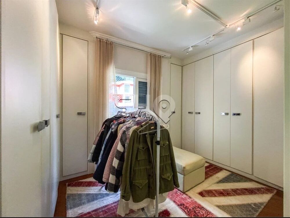 Casa de Condomínio à venda com 4 quartos, 351m² - Foto 5