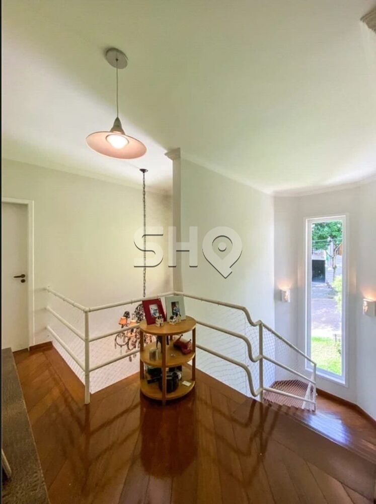 Casa de Condomínio à venda com 4 quartos, 351m² - Foto 3