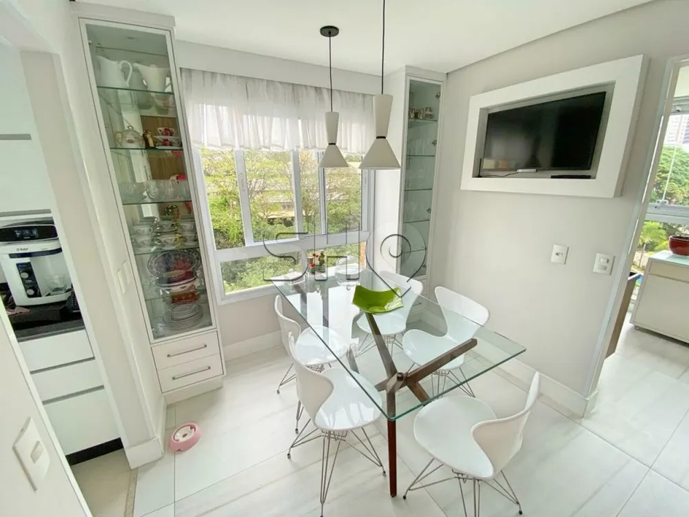 Apartamento, 3 quartos, 217 m² - Foto 1