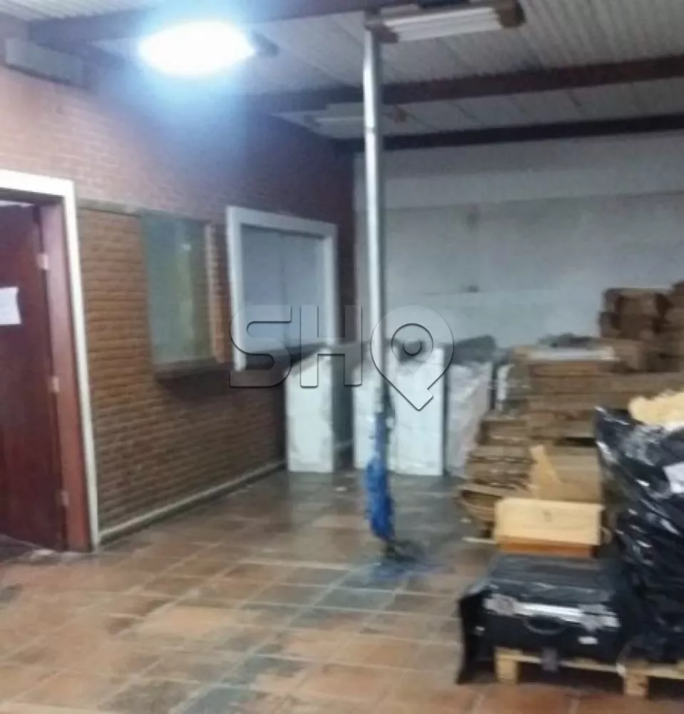 Casa Comercial à venda com 1 quarto, 271m² - Foto 7