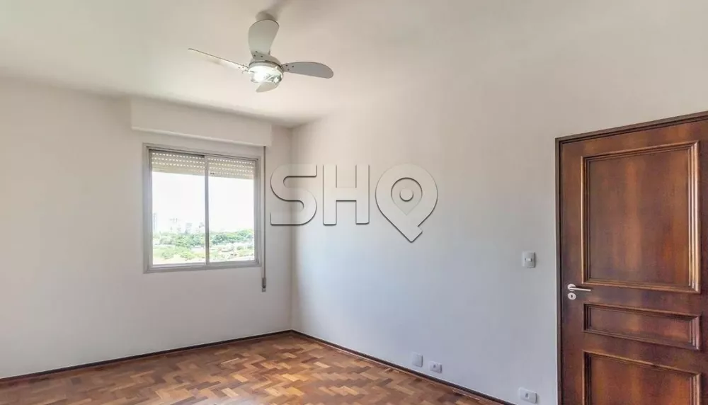 Apartamento à venda com 3 quartos, 197m² - Foto 9