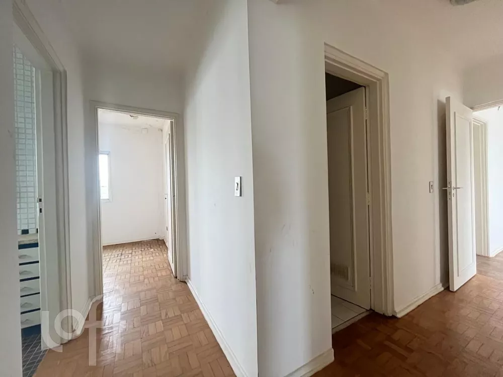 Apartamento à venda com 3 quartos, 250m² - Foto 14