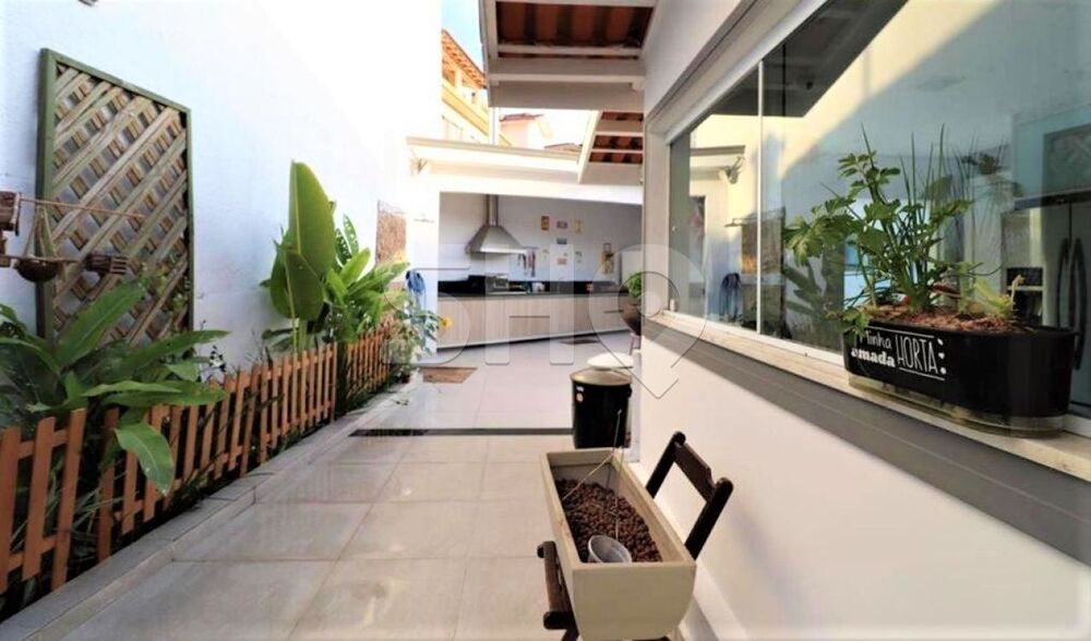 Casa à venda com 3 quartos, 260m² - Foto 5