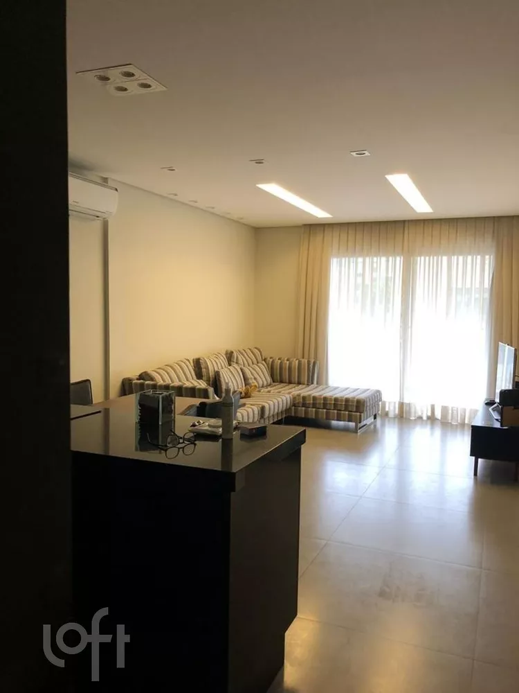 Apartamento à venda com 1 quarto, 77m² - Foto 2