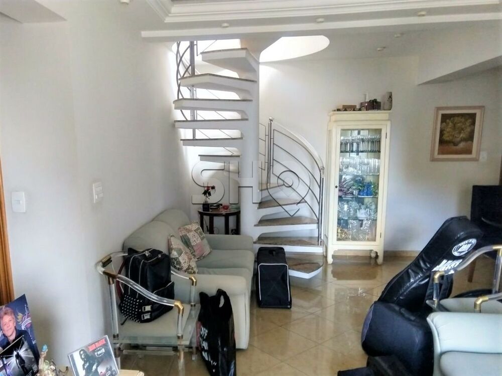 Cobertura à venda com 3 quartos, 250m² - Foto 1