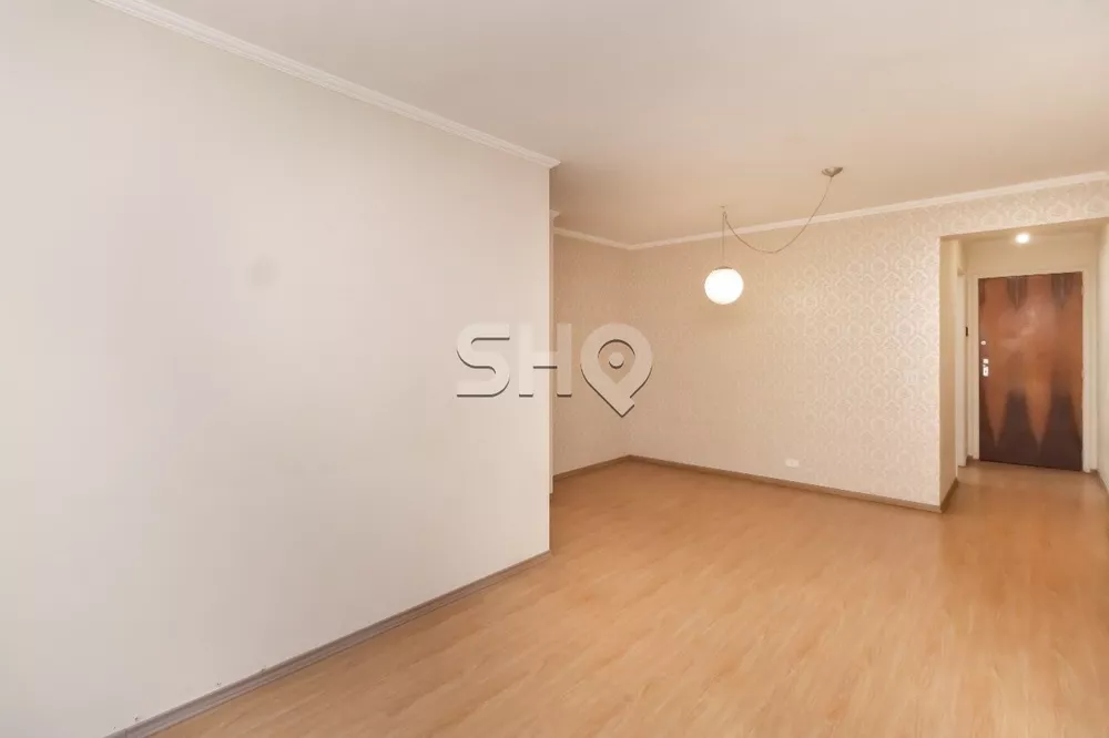 Apartamento à venda com 2 quartos, 65m² - Foto 2