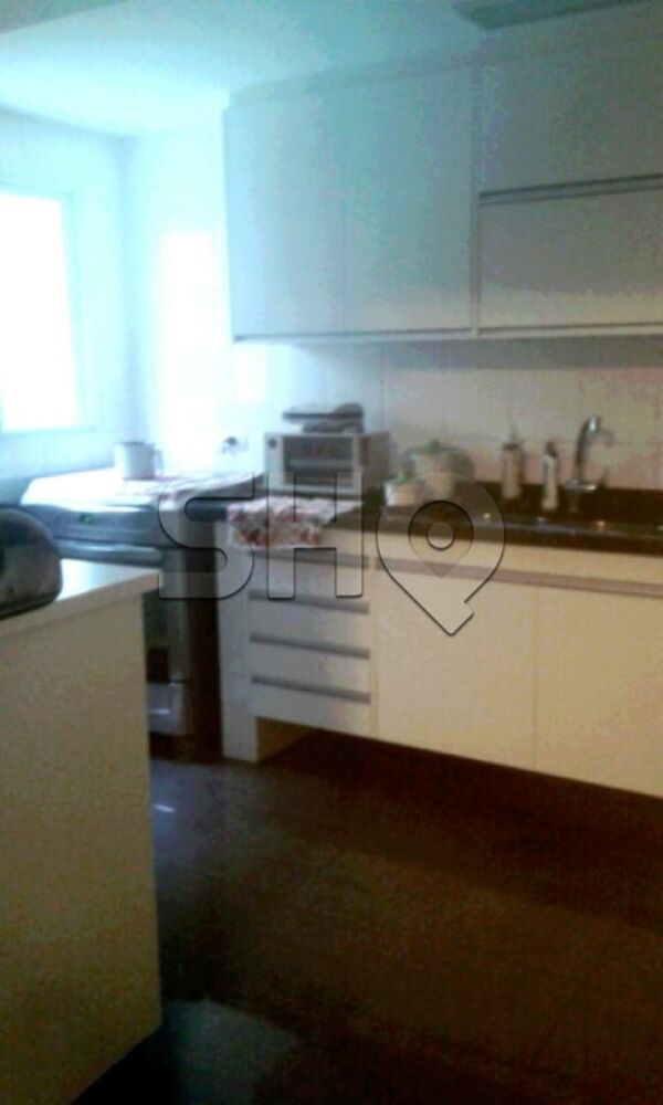 Casa à venda com 3 quartos, 210m² - Foto 12