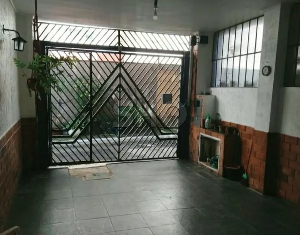 Casa à venda com 3 quartos, 135m² - Foto 1