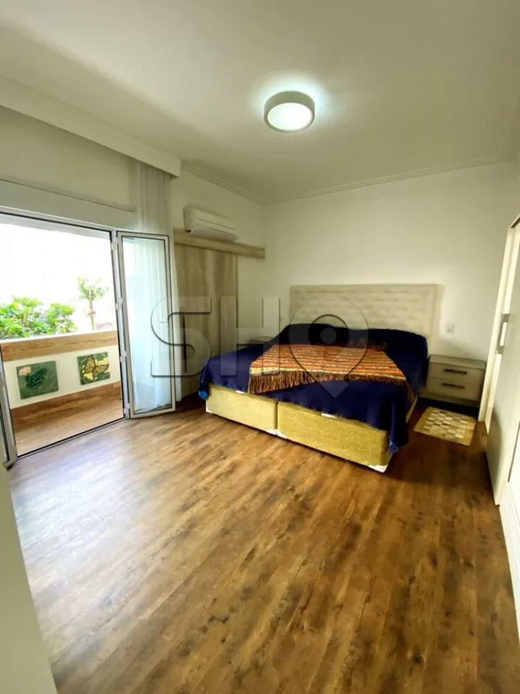 Apartamento para alugar com 3 quartos, 200m² - Foto 8