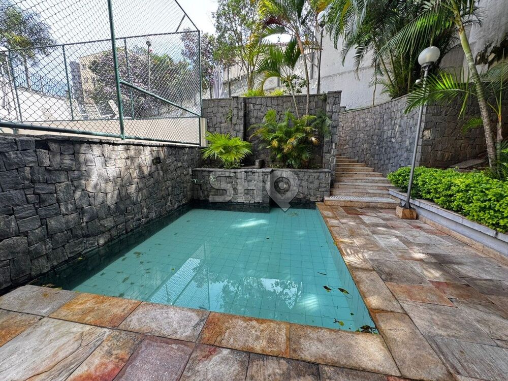 Apartamento à venda com 3 quartos, 135m² - Foto 13