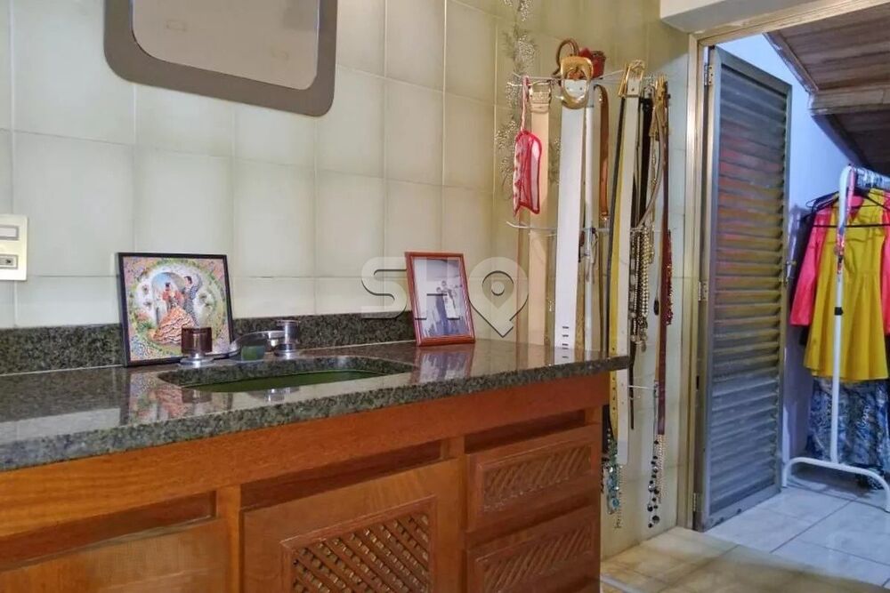 Casa à venda com 3 quartos, 217m² - Foto 10