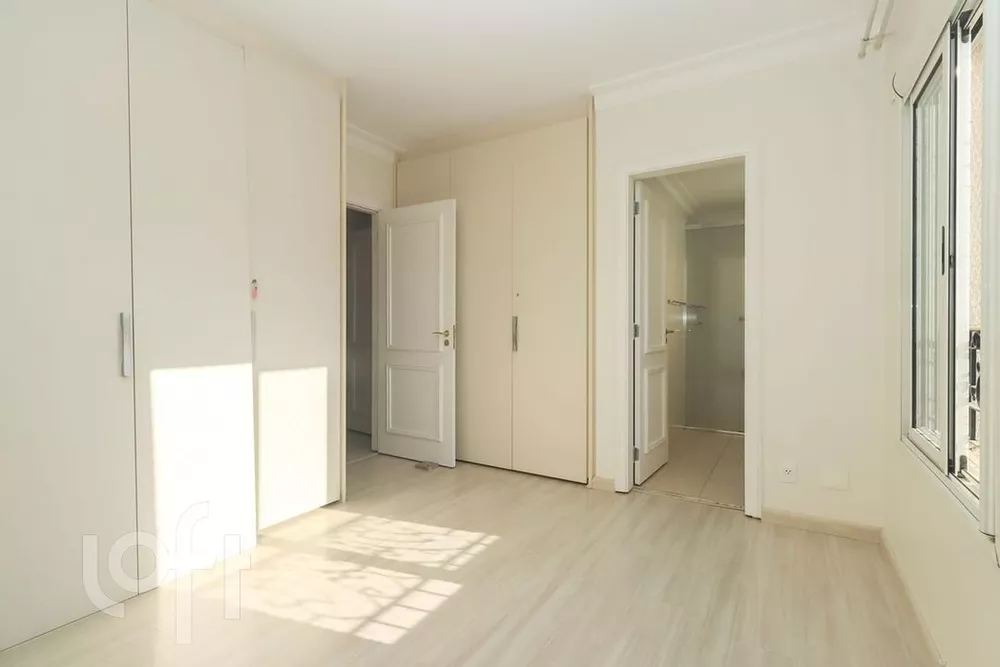 Apartamento à venda com 3 quartos, 204m² - Foto 43