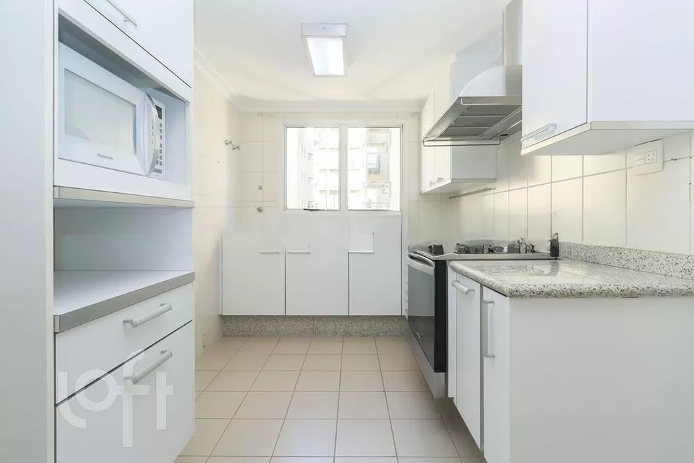 Apartamento à venda com 3 quartos, 204m² - Foto 13