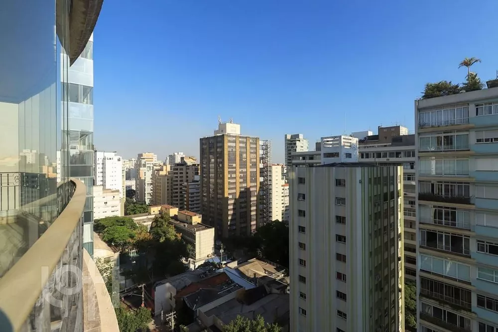 Apartamento à venda com 3 quartos, 204m² - Foto 7