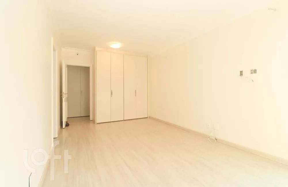 Apartamento à venda com 3 quartos, 204m² - Foto 34