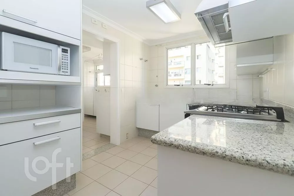 Apartamento à venda com 3 quartos, 204m² - Foto 17