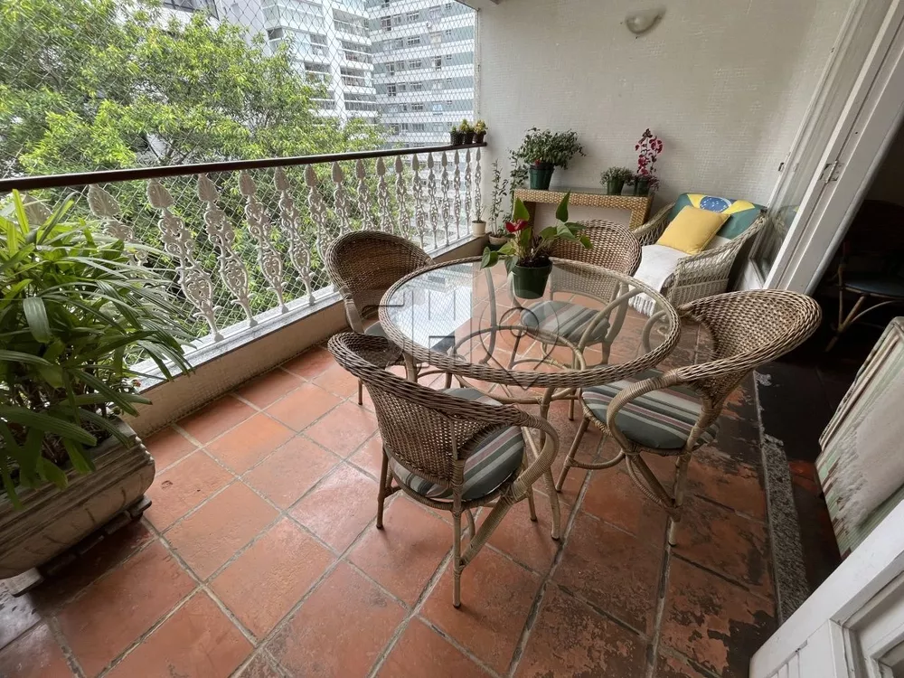 Apartamento à venda com 3 quartos, 137m² - Foto 5