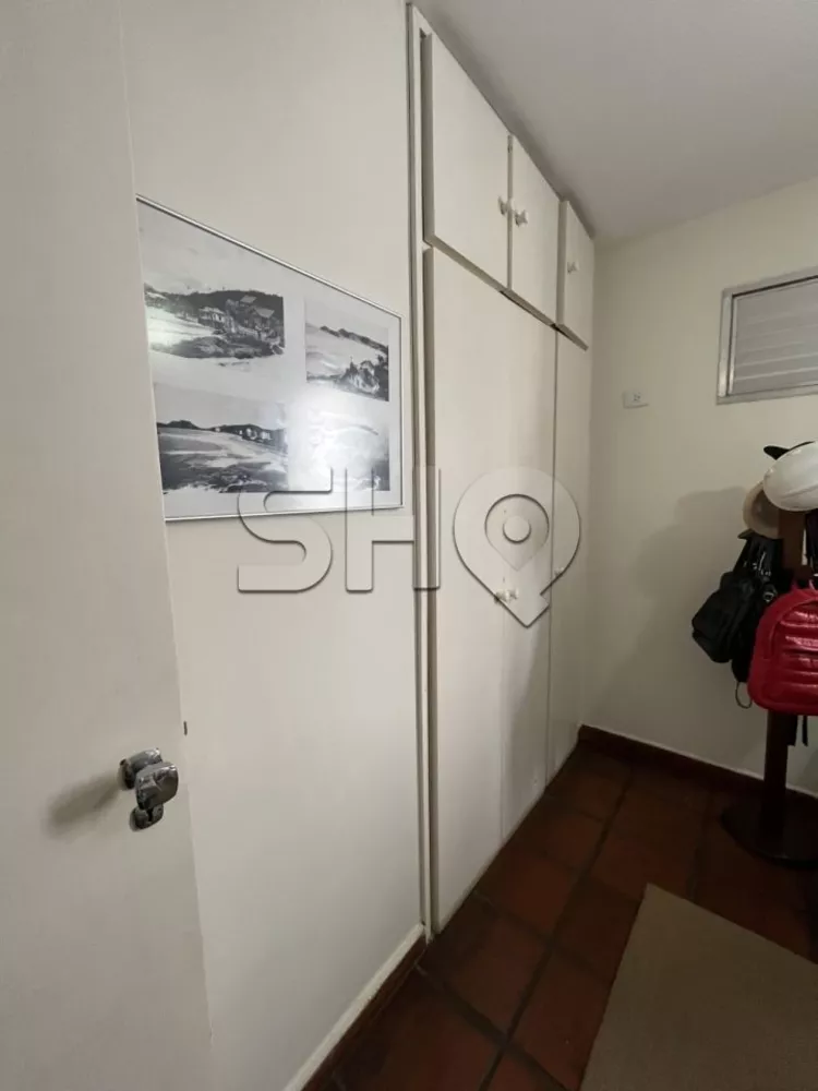 Apartamento à venda com 3 quartos, 137m² - Foto 12