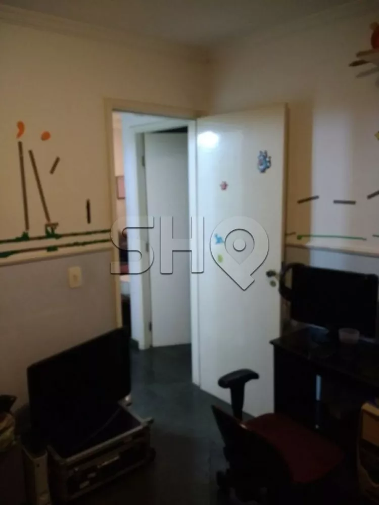 Apartamento à venda com 2 quartos, 71m² - Foto 2