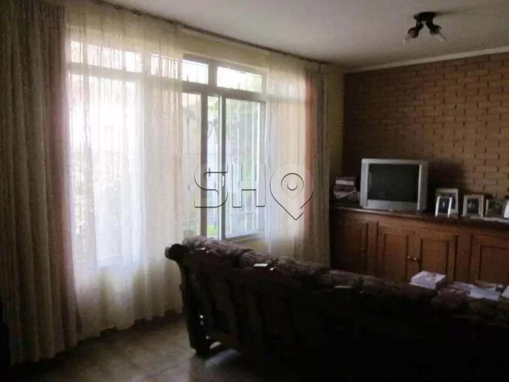 Casa à venda com 3 quartos, 190m² - Foto 1