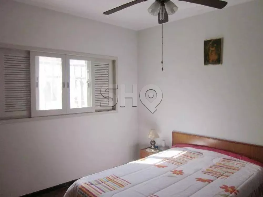 Casa à venda com 3 quartos, 190m² - Foto 2