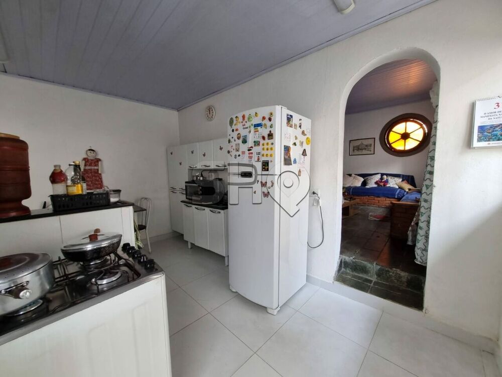 Casa à venda com 3 quartos, 232m² - Foto 11