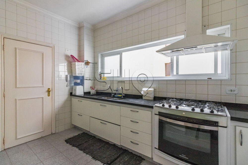 Apartamento, 3 quartos, 208 m² - Foto 1