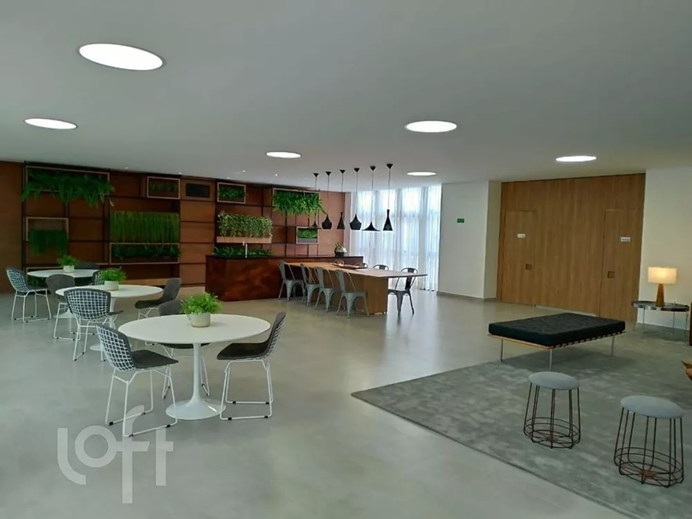 Apartamento à venda com 1 quarto, 41m² - Foto 19