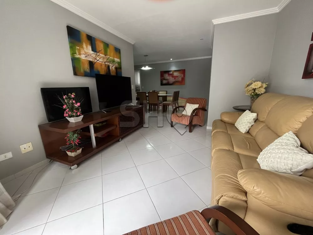 Apartamento à venda com 4 quartos, 150m² - Foto 2