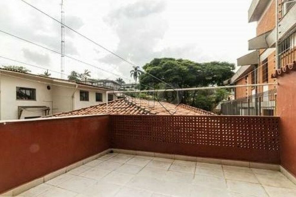 Casa à venda com 3 quartos, 179m² - Foto 14