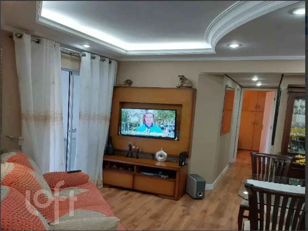 Apartamento à venda com 2 quartos, 64m² - Foto 1