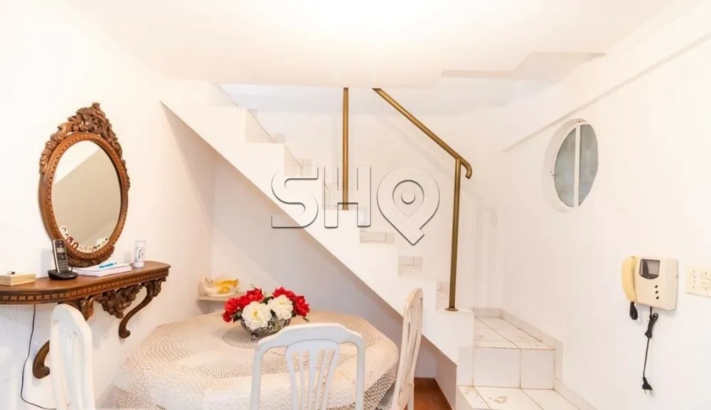 Sobrado, 6 quartos, 370 m² - Foto 1