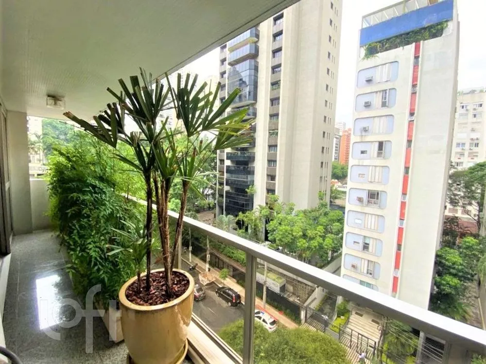 Apartamento à venda com 4 quartos, 400m² - Foto 2