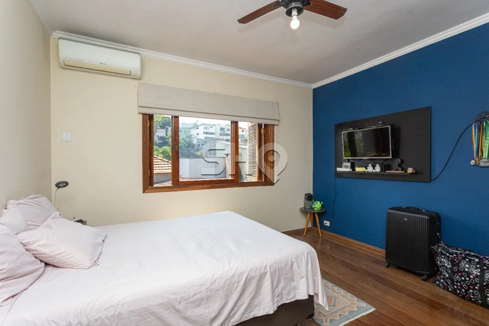 Casa, 4 quartos, 340 m² - Foto 1